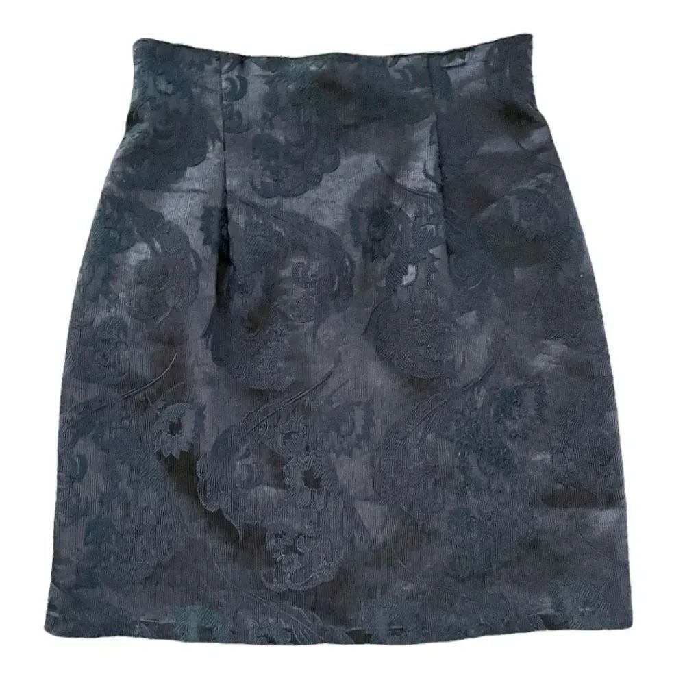 Contempo Casuals black min skirt